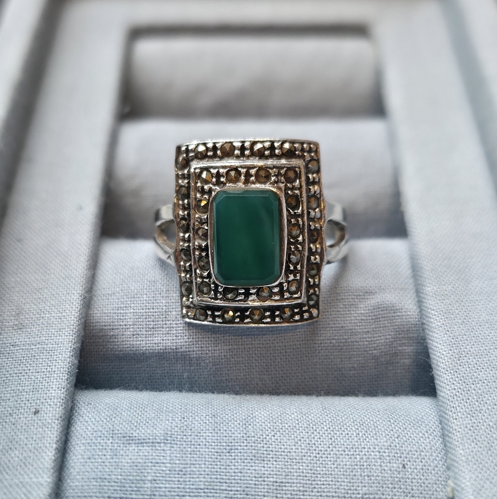 Vintage Art Deco 925 Marcasite And Green Tourmaline Ring